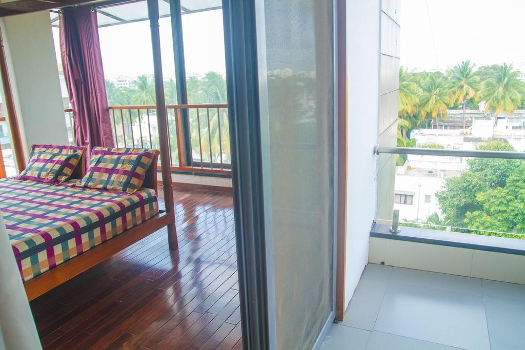 Appartement Gulmohar - Luxurious PentHouse  à Kolhapur Extérieur photo