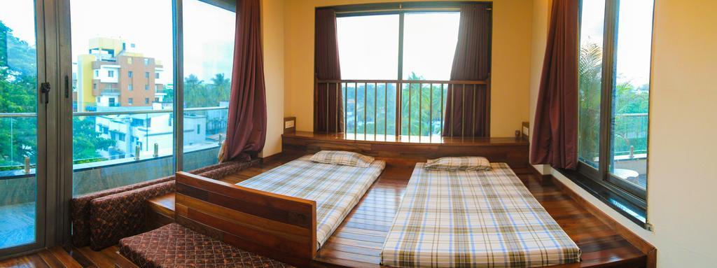 Appartement Gulmohar - Luxurious PentHouse  à Kolhapur Extérieur photo