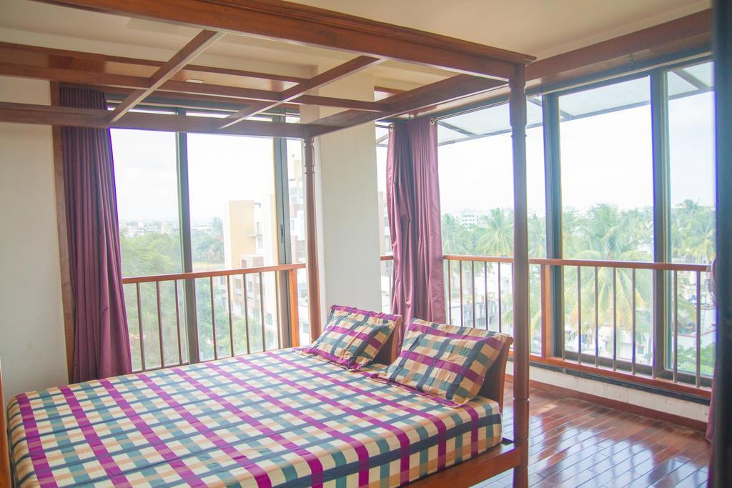 Appartement Gulmohar - Luxurious PentHouse  à Kolhapur Extérieur photo
